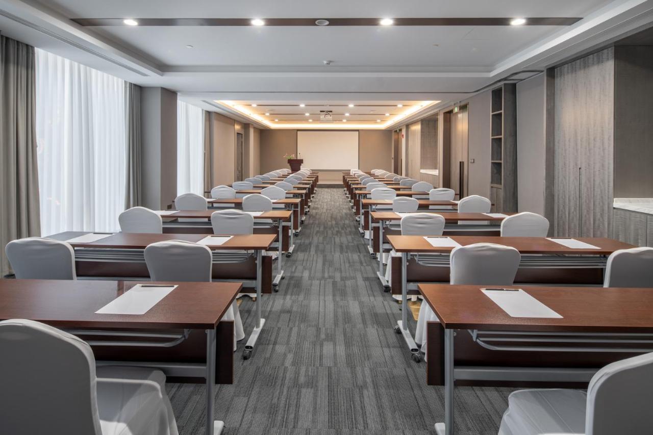 Hyatt Place Linyi People Square Exterior photo